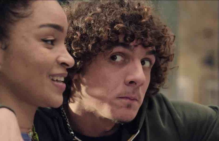 Plus belle la vie spoiler : Aya et Kilian se rapprochent... (VIDÉO épisode du 25 mars)