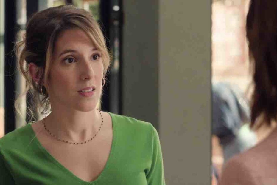 Plus Belle La Vie spoiler : Barbara recadre Apolline (VIDÉO épisode du 17 avril)