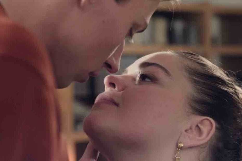 Plus Belle La Vie spoiler : Mattéo embrasse Ophélie mais... (VIDÉO épisode du 15 avril)