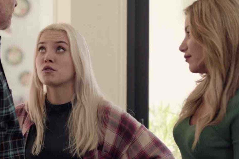 Plus Belle La Vie spoiler : moment d'émotion pour Ariane, Zoé et Eric (VIDÉO épisode du 4 avril)
