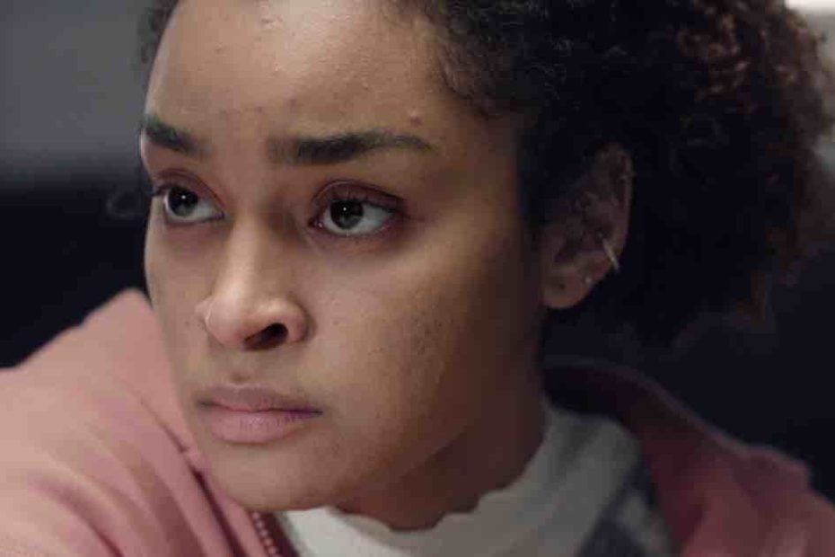 Plus Belle La Vie spoiler : Aya en prison, Djawad lui annonce que... (VIDÉO épisode du 13 mai)