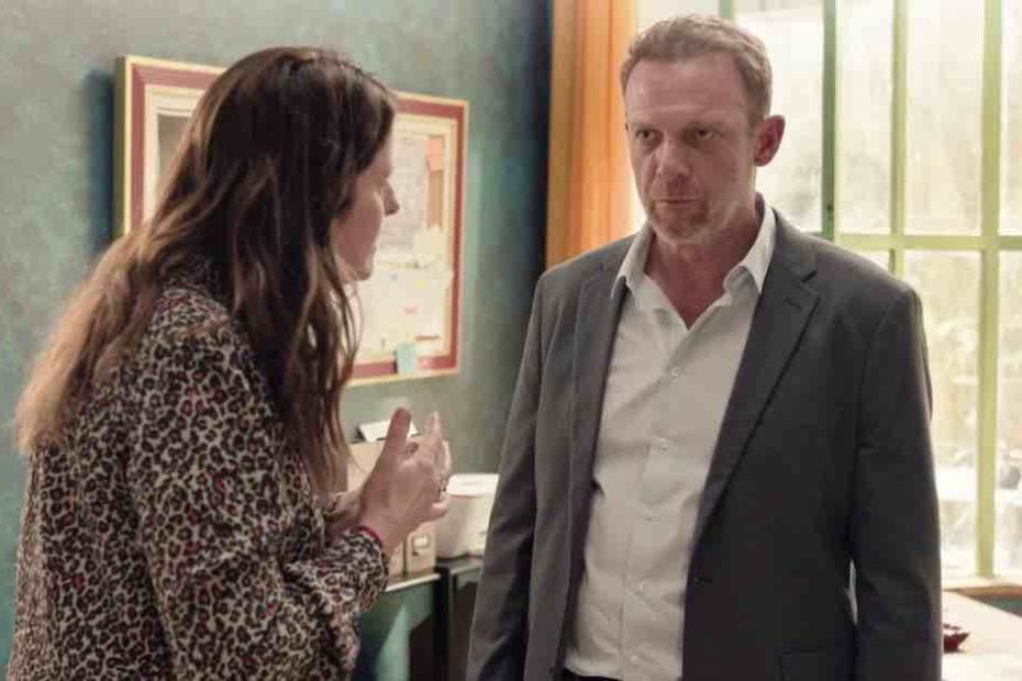 Plus Belle La Vie spoiler : Luna briefe Eric, qui s'investir à fond (VIDÉO épisode du 23 mai)