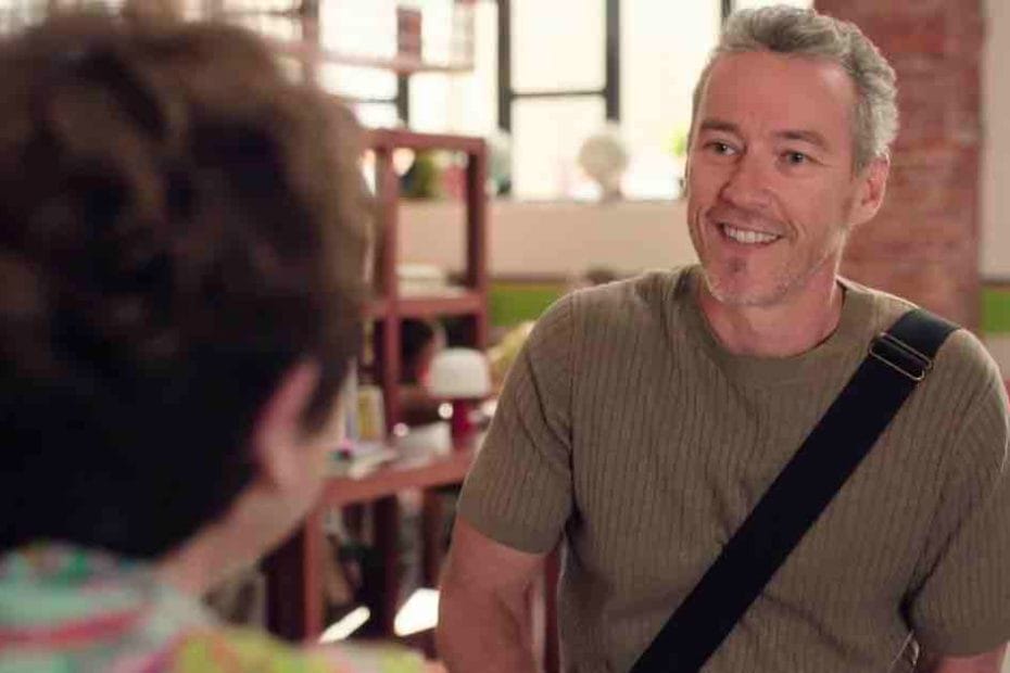 Plus Belle La Vie spoiler : Louis débarque à la résidence ! (VIDÉO épisode du 10 octobre)