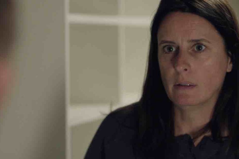 Plus Belle La Vie spoiler : Luna maltraitée en prison ! (VIDÉO épisode du 3 décembre)