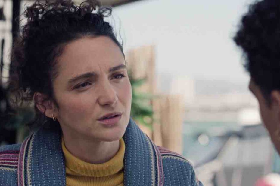 Plus belle la vie en avance du 13 décembre : Emma pose un ultimatum à Baptiste, Luna en danger de mort (résumé et vidéo épisode 234 en avance)