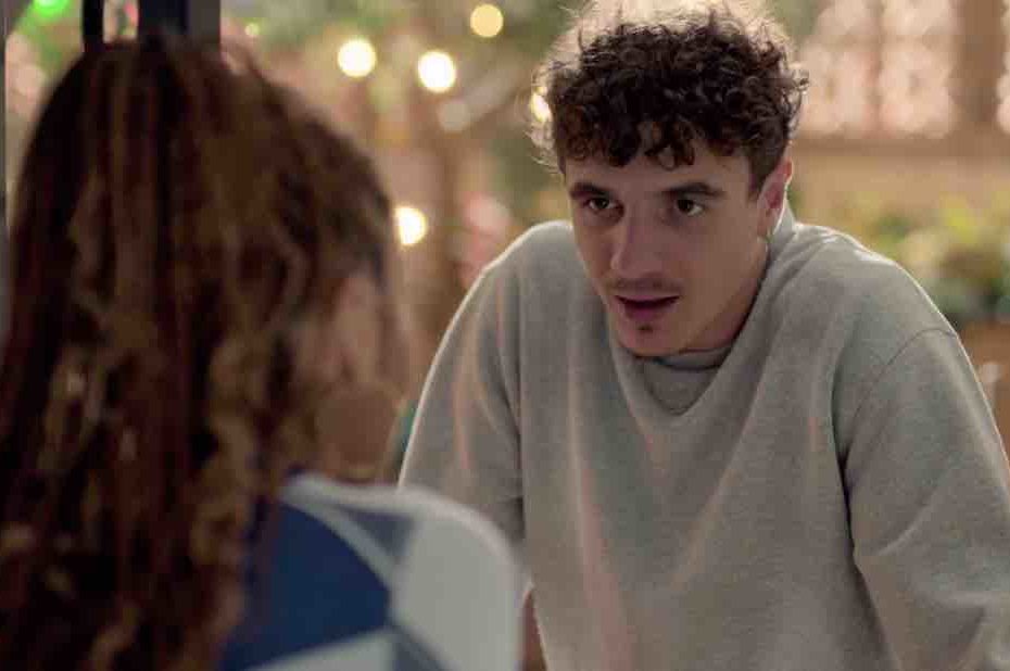 Plus Belle La Vie spoiler : Kilian se sent mal, il confie que... (VIDÉO épisode du 17 décembre)