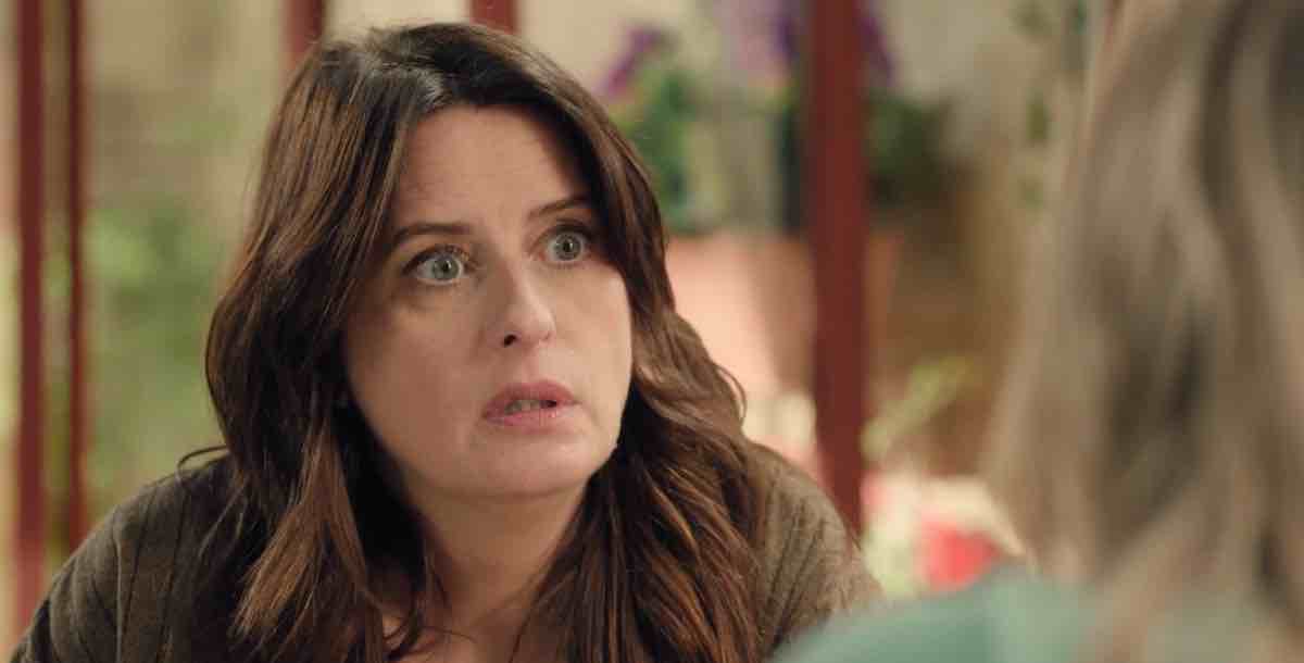 Plus Belle La Vie spoiler : Luna en galère pour Chloé... (vidéo épisode du 13 mai)