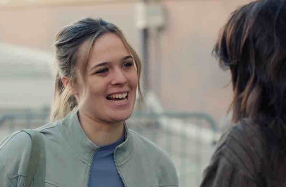 Plus Belle La Vie spoiler : Chloé sort de prison et retrouve Luna ! (vidéo épisode du 4 mai)
