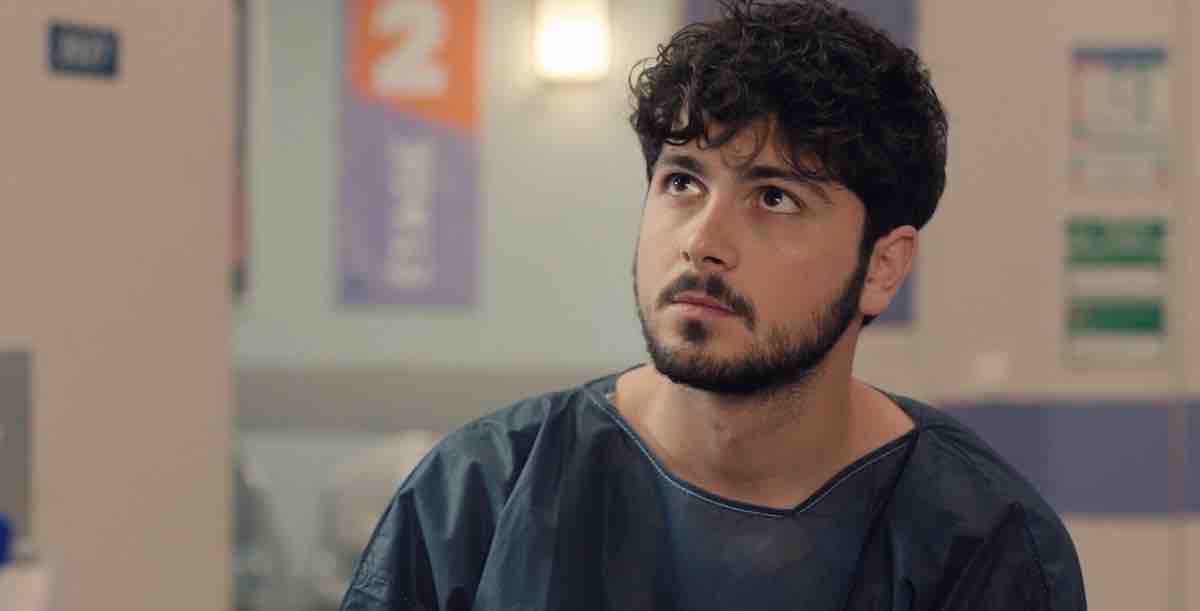 Plus Belle La Vie spoiler : les doutes de Steve juste avant l'opération ! (vidéo épisode du 15 mai)