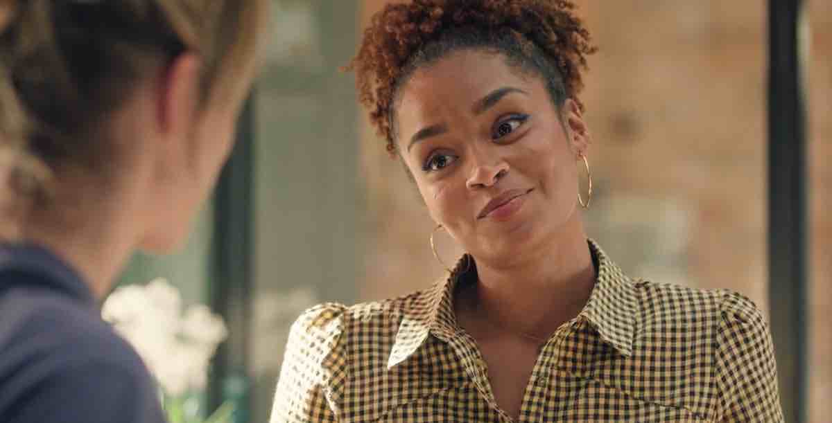 Plus Belle La Vie spoiler : Aya amoureuse ? (vidéo épisode du 4 août)