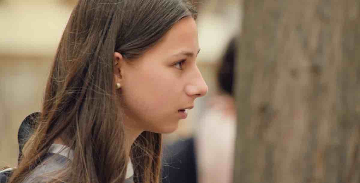 Plus Belle La Vie spoiler : Lucie est amoureuse ! (vidéo épisode du 7 juillet)