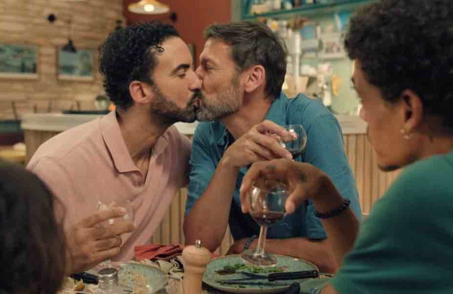 Plus belle la vie en avance du 22 septembre : Gabriel et Thomas, le bisou ! (résumé et vidéo épisode 425 en avance)