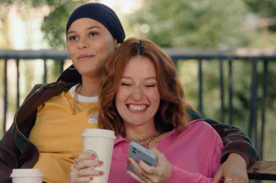 Plus belle la vie en avance du 22 octobre : Apolline soulagée, Laura hospitalisée (résumé et vidéo épisode 447 en avance)