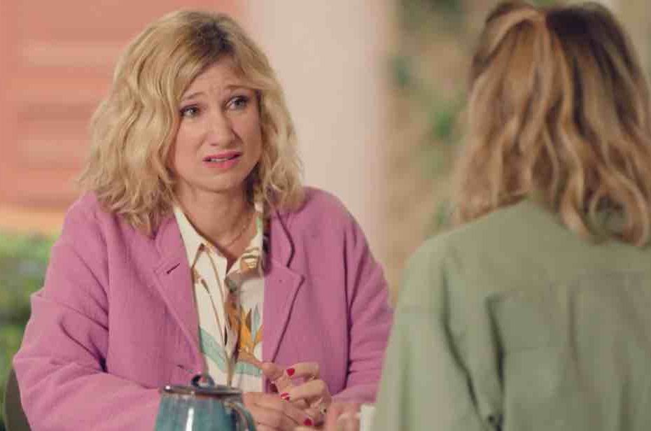 Plus Belle La Vie spoiler : Jennifer gênée face à Barbara... (vidéo épisode du 3 novembre)