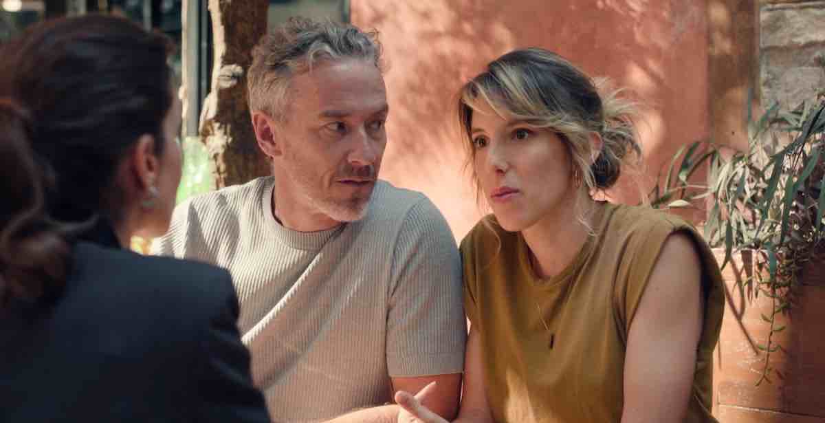 Plus Belle La Vie spoiler : Barbara fait une grande proposition à Louis (vidéo épisode du 8 octobre)