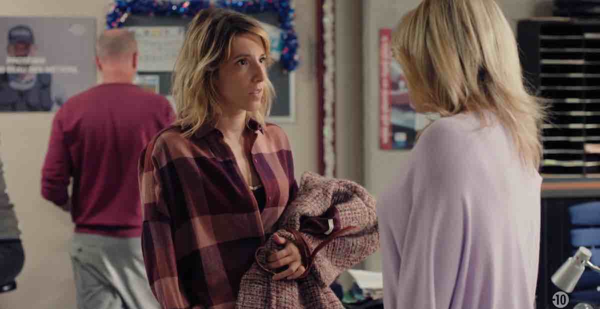 Plus belle la vie en avance du 24 novembre : Barbara libérée, elle apprend la disparition de Louis (résumé et vidéo épisode 470 en avance)