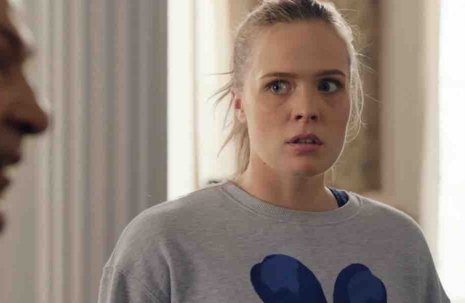 Plus belle la vie en avance du 2 décembre : Chloé face au père d'Éléna ! (résumé et vidéo épisode 476 en avance)