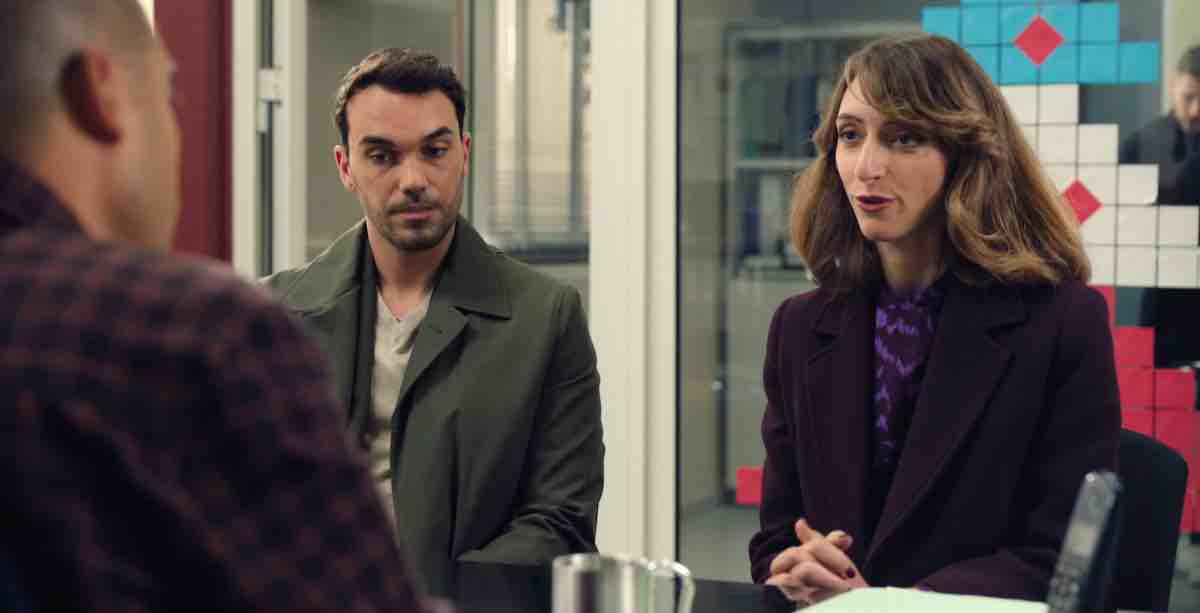 Plus belle la vie en avance du 12 décembre : Géraldine et Yann mentent à la police, Chloé prête au pire (résumé et vidéo épisode 484 en avance)