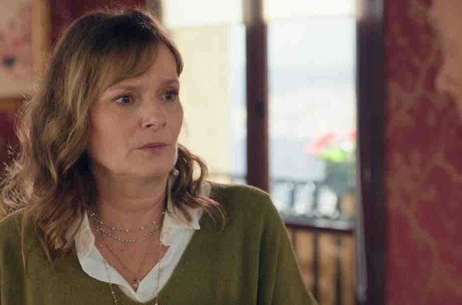 Plus Belle La Vie spoiler : Blanche bouleversée face à un mystérieux courrier... (vidéo épisode du 8 janvier)